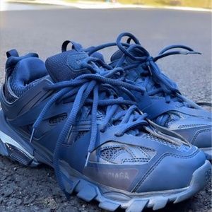 Led Balenciaga track